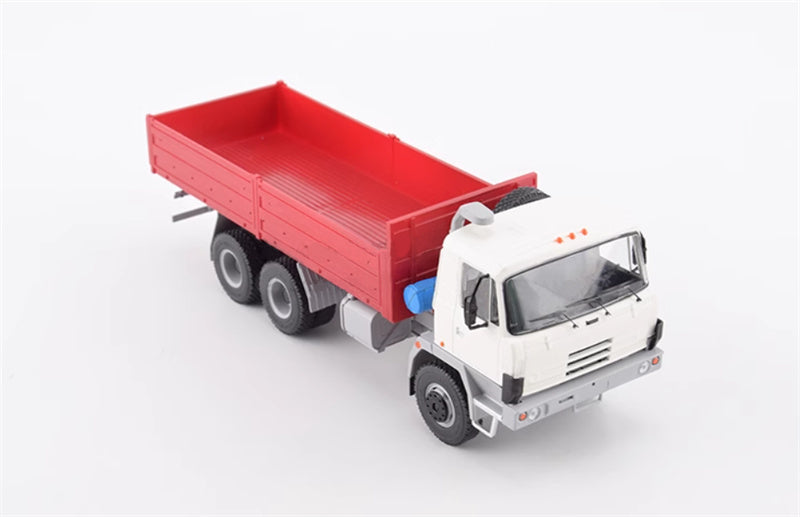 Premium ClassiXXs TATRA 815 V26 off-road flatbed truck Red and white coating 1:43 Truck Pre-built Model