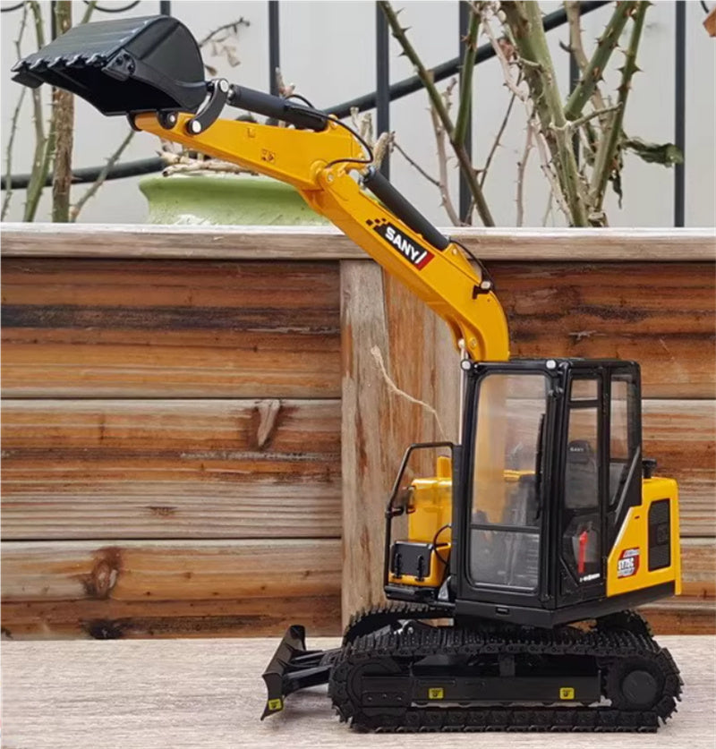 SANY SY75C New Excavator Engineering Yellow Limited Edition 1:25 Truck Pre-built Model