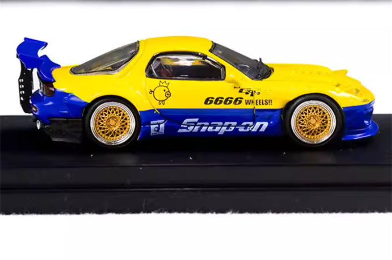 Master Mazda RX-7 FC3S Rocket Runny Pandem Blue yellow double spelling Limited Edition 1:64 Car Pre-built Airliner Model Display view4