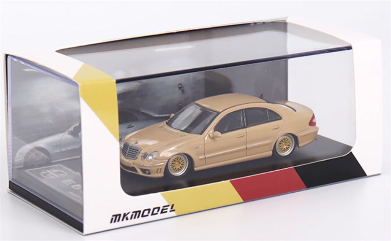 MK MODEL Classic Four-Eyed Mercedes-Benz E63 W211 Desert Yellow Low lying version 1:64 Car Pre-built Model view8