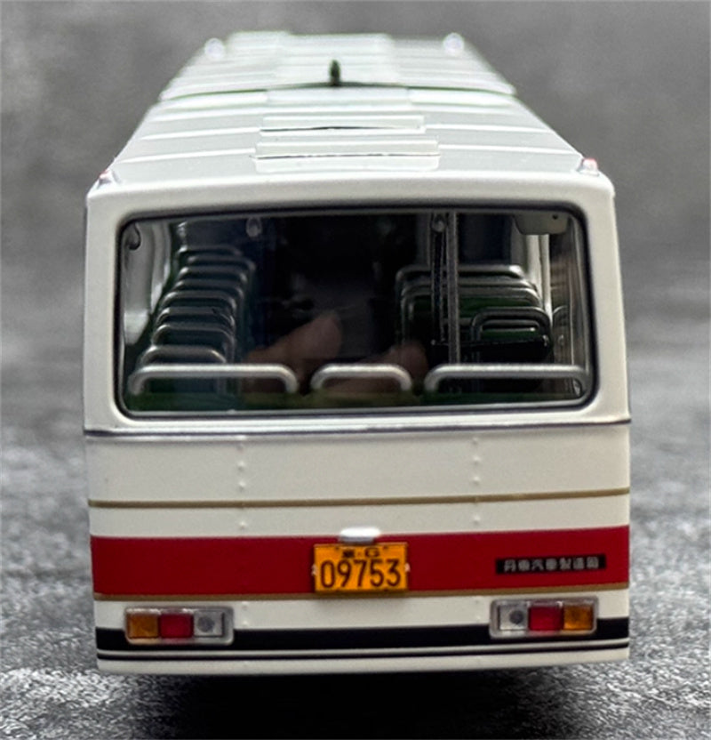 AUTO-GLIMPSE Huanghai DD6170 articulated bus red - white 1:64 Bus Pre-built Model view8
