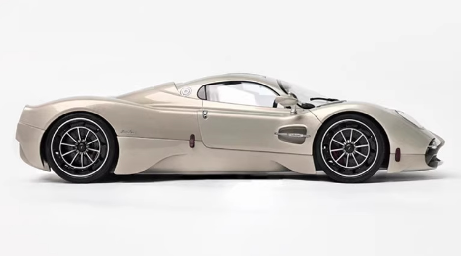 1:18 Pagani Utopia  Champagne Gold  LCD MODELS  DIECAST car Model
