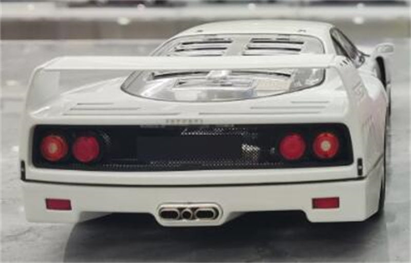 KYOSHO F40 Ferrari Car White 1:18 DIECAST CAR