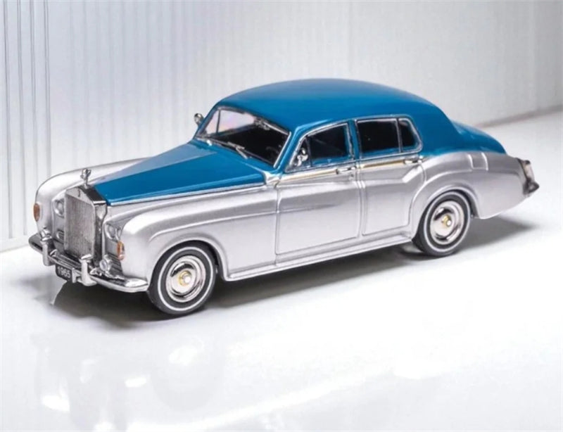 GFCC 1965 Rolls Royce Silver Cloud III classic car Blue Silver Double LHD 1:64 car Pre-built Model view4