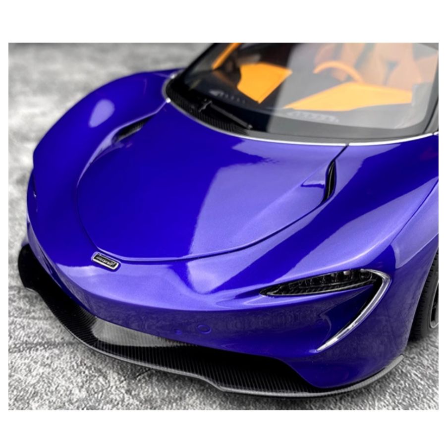 AUTOART MCLAREN SPEEDTAIL Purple 1:18 ABS Car