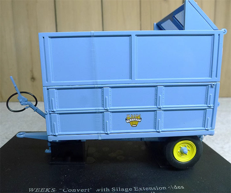 Universal Hobbies WEEKS 3.5 ton tipping trailer Blue 1:32 Truck Accessories Pre-built Model