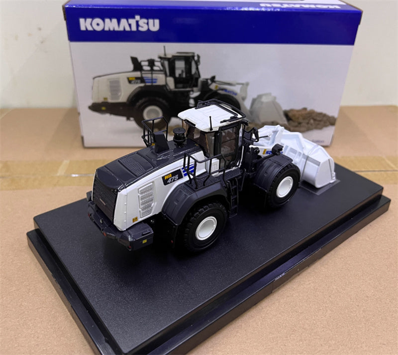 Universal Hobbies Komatsu WA475-10 Wheel loader white Limited Edition 750PCS ONLY 1:50 Truck Pre-built Model