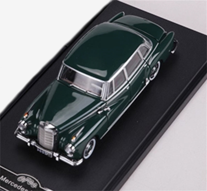 GFCC Mercedes Benz 300D 1959 classic car British Green LHD 1:64 car Pre-built Model view4