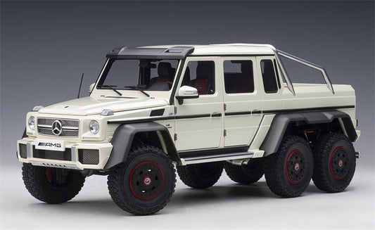 AUTOART MERCEDES BENZ G-CLASS G63 AMG 6X6 2013 Pearl White 1/18 car Pre-a Model