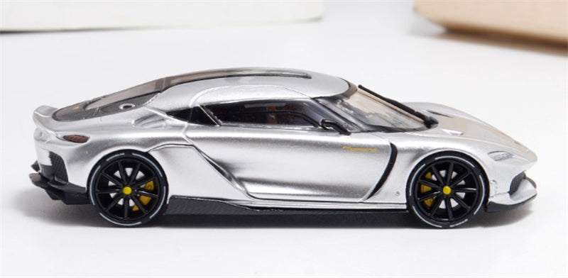 BriScalemicro Koenigsegg Gemera Silver Limited Edition 299PCS ONLY 1:64 Car Pre-built Model view6