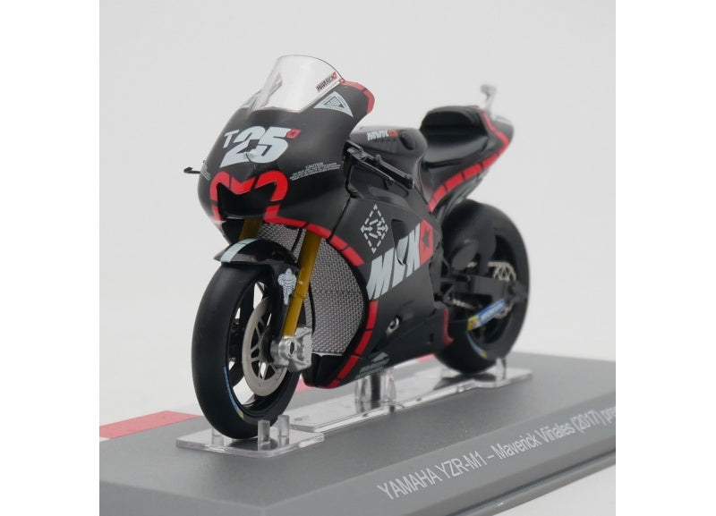 1:18 Yamaha YZR-M1 2017 Black Maverick Vinales Preseason IXO  Diecast Motorcycle Model