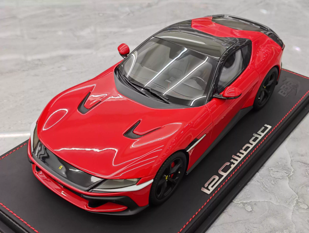 BBR MODELS Ferrari 12Cilindri Coupe Standard Red Sunroof Edition 1:18 Car Pre-built Model view3