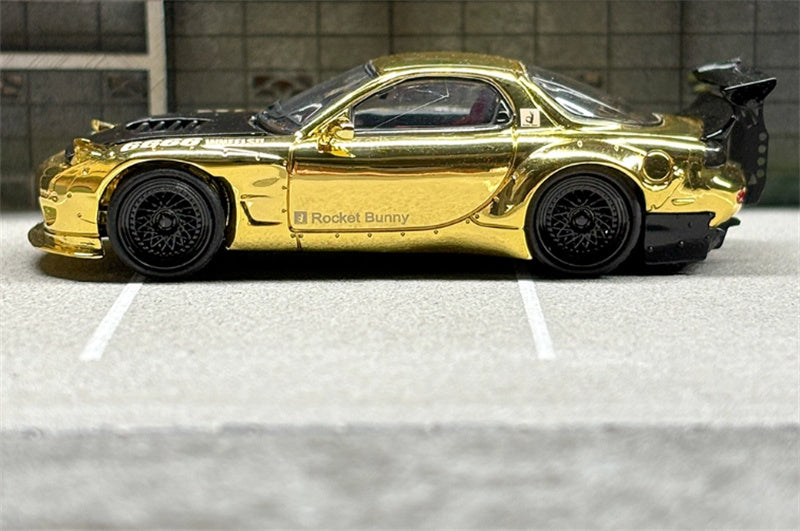 Master Mazda RX-7 FC3S Rocket Runny Pandem gold plating Black cover Limited Edition 1:64 Car Pre-built Airliner Model Display view3