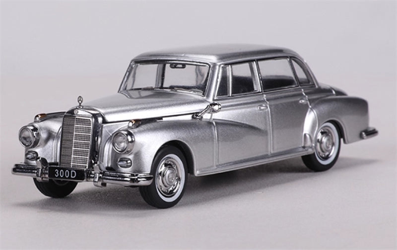 GFCC Mercedes Benz 300D 1959 classic car Silver LHD 1:64 car Pre-built Model view5