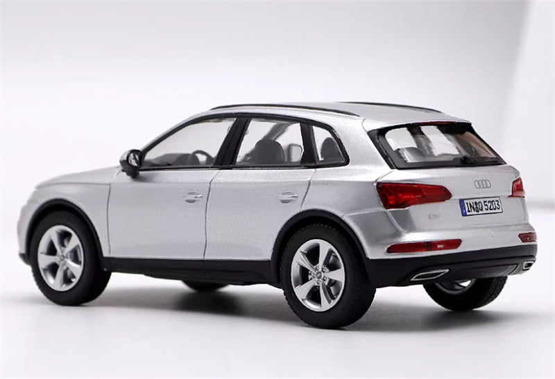 1:43 Audi Q5 SUV 2016 Silver  Audi  DIECAST Car Model