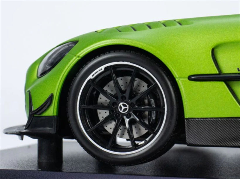 1:18 Mercedes Benz AMG GT BLACK Series 2020 Matt green Metallic  MINICHAMPS Limited Edition 330PCS ONLY DIECAST Car Model