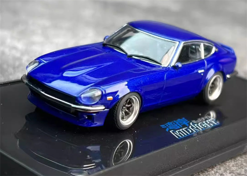 1:64 AUTOART Nissan Fairlady Z (S30) Wangan Midnight Akuma COMIC 4 VERSION blue view1
