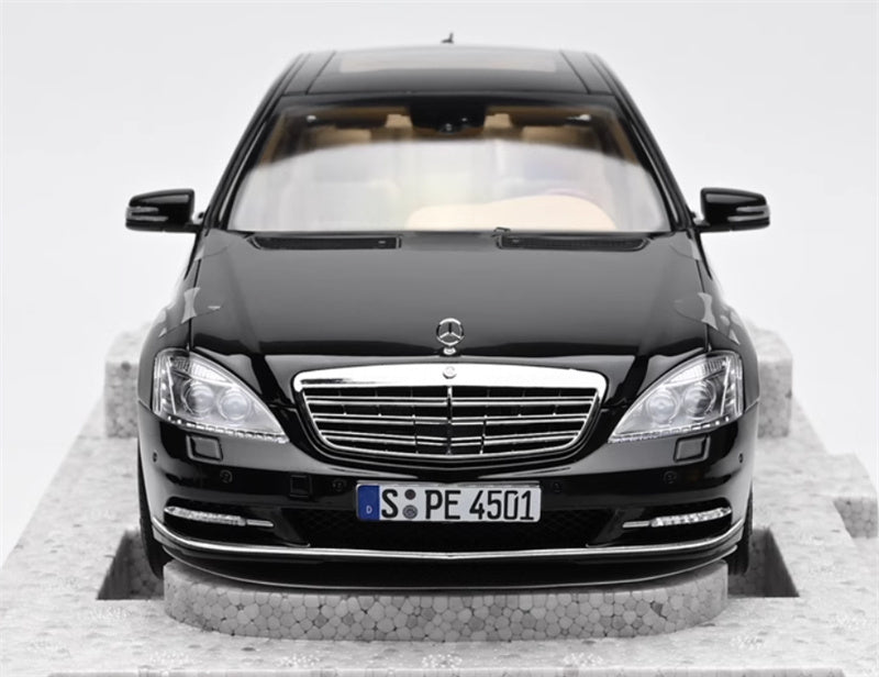 MOTORHELIX Mercedes Benz S-Class S600L W221 Fully Open black Beige interior Comes with engine Limited Edition 999PCS ONLY 1:18 Car Pre-built Model view12