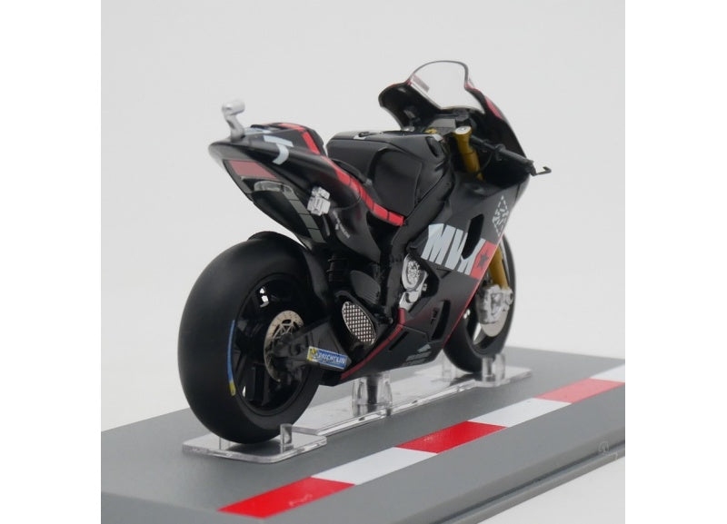 1:18 Yamaha YZR-M1 2017 Black Maverick Vinales Preseason IXO  Diecast Motorcycle Model
