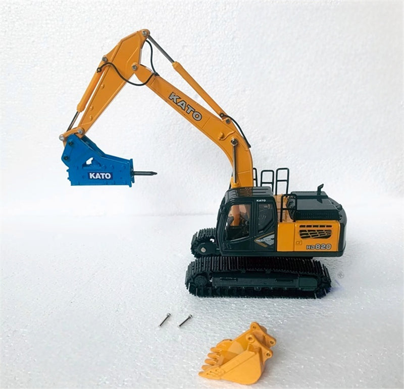 KATO HD820-7 excavator w/ breaker hammer 1:50 Truck Pre-built Model