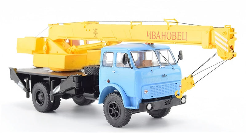 1:43 MAZ KS-3577 StartScaleModels ABS Model
