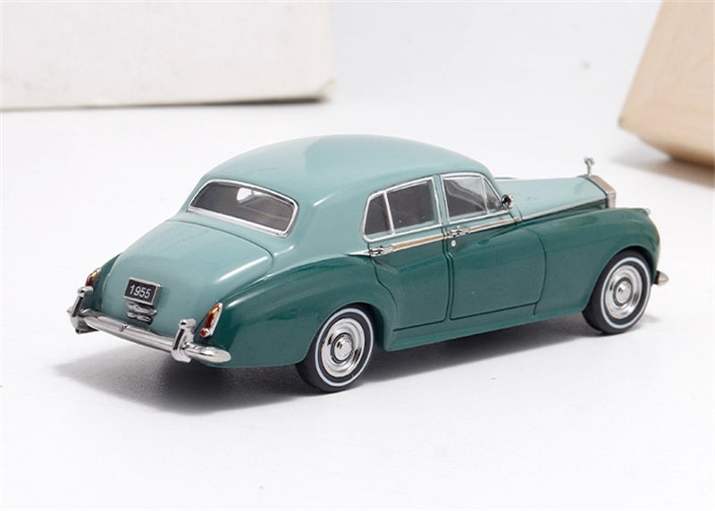 GFCC 1955 Rolls Royce Silver Cloud classic car Green Double LHD 1:64 car Pre-built Model view6