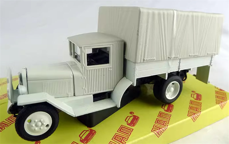 HAW 3NC-42M 5Bmer Soviet Union Russian military truck Off white 1:43 Tank Pre-built Model