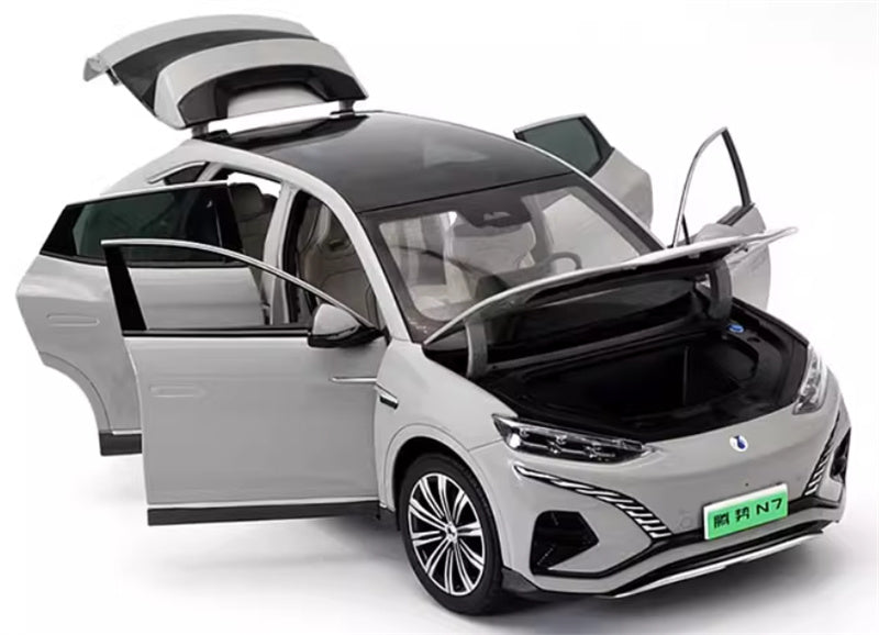 BYD Denza N7 SUV Sky Gray Spoke wheel 1:18 Car Pre-built Model view7