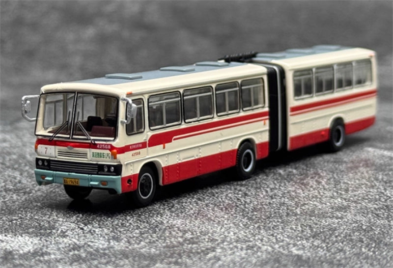 CREATIVE CULTURE Jinghua BK6141 7 Route articulated Beijing bus white-red 1:110 Bus Pre-built Model view1