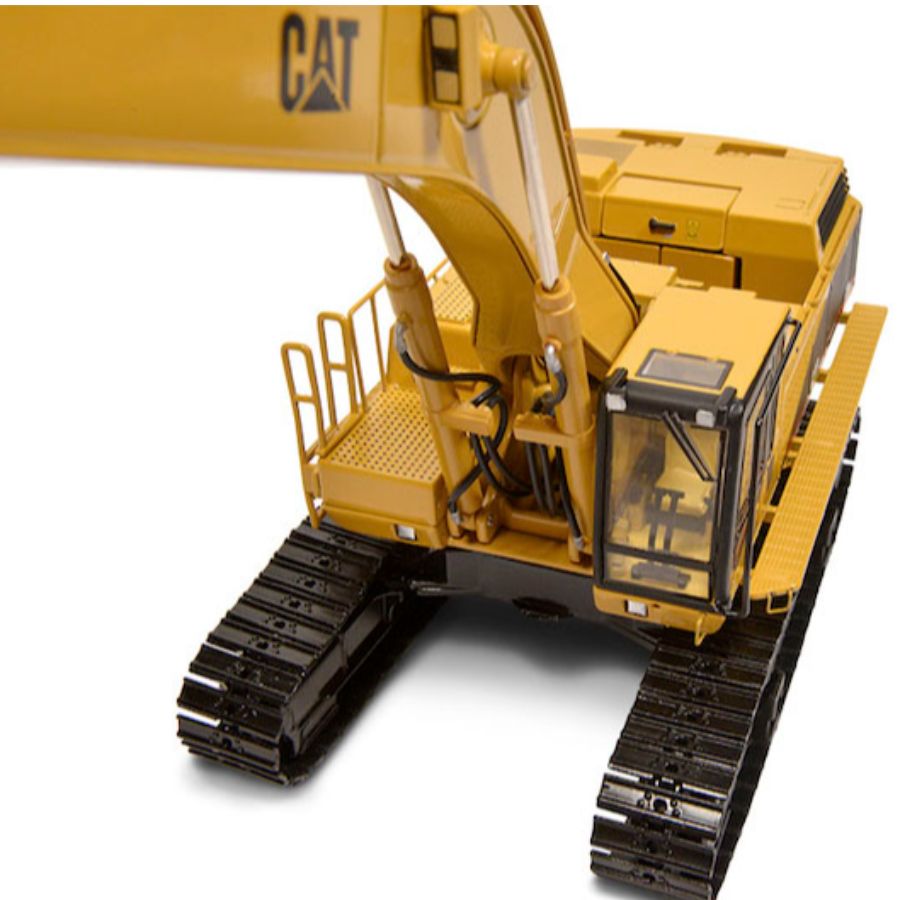 CCM CAT 375L Hydraulic excavator Limited Edition
 1/48 DIECAST 0