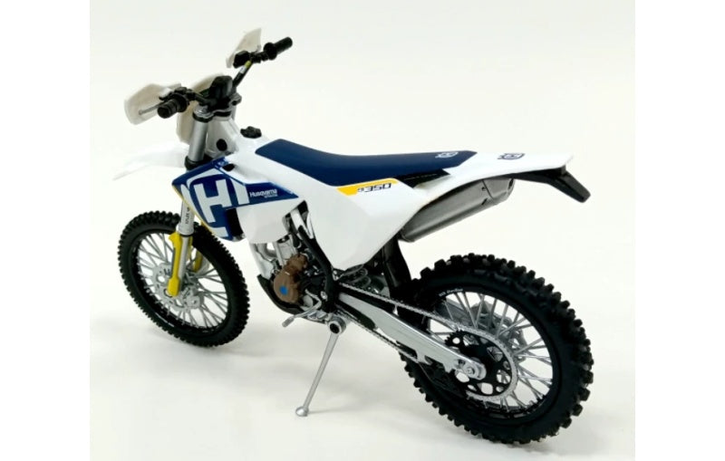 1:12 FE350/18 Husqvarna ABS Model view2