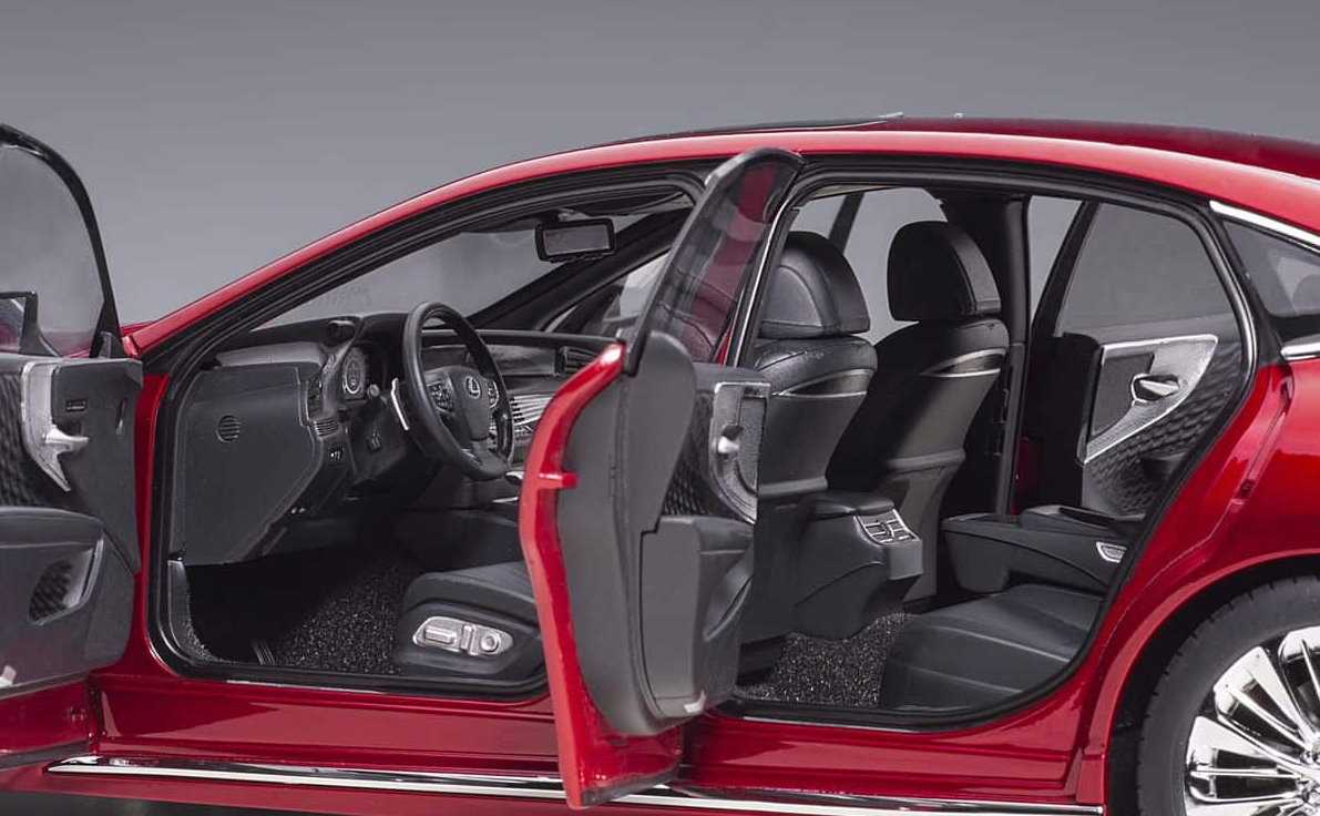 AUTOART Lexus LS500H Red 1:18 Car Pre-built Model view6