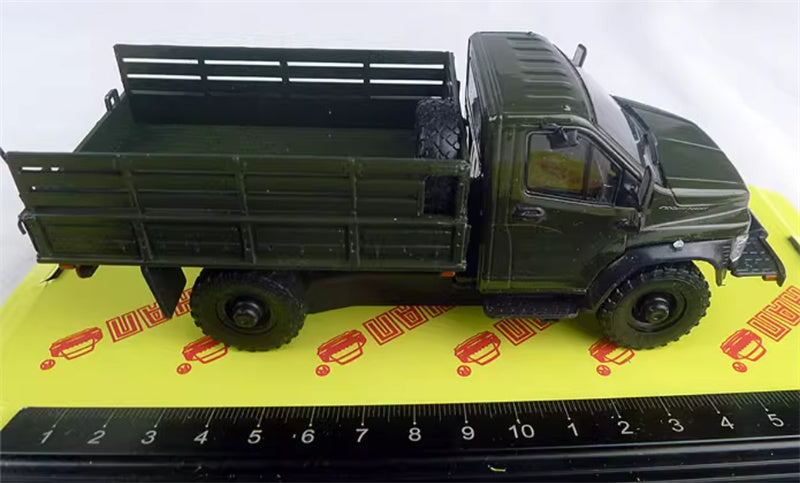HAW RA3 C41 A23mer Soviet Union Russian Military Vehicle Truck Army Green 1:43 Tank Pre-built Model