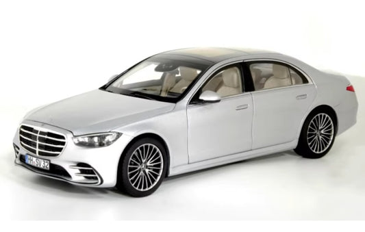 1:18 Mercedes-Benz S450 W222 Norev Diecast Model view1