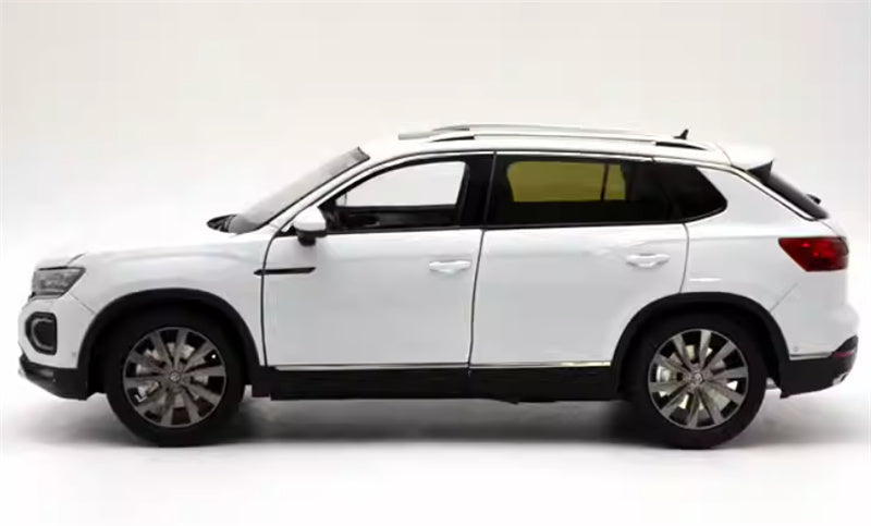 FAW Volkswagen VW TAYRON SUV white 1:18 Car Pre-built Model view3