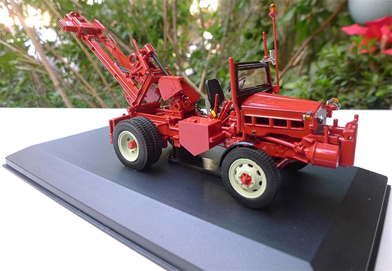 FLOZ Raimundle Agricultural Traktor 1967 red 1:43 Truck Pre-built Model