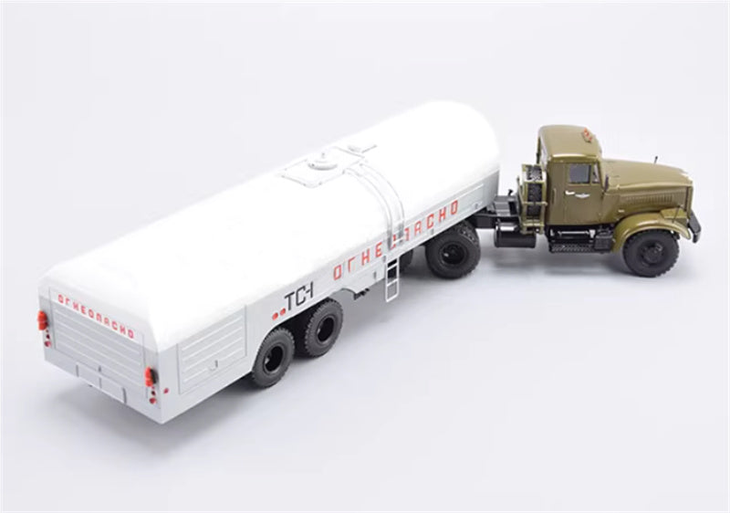 StartScaleModels Kraz 258B - TZ-22 Soviet airport ground refueling truck 1:43 Truck Pre-built Airliner Model Display view4