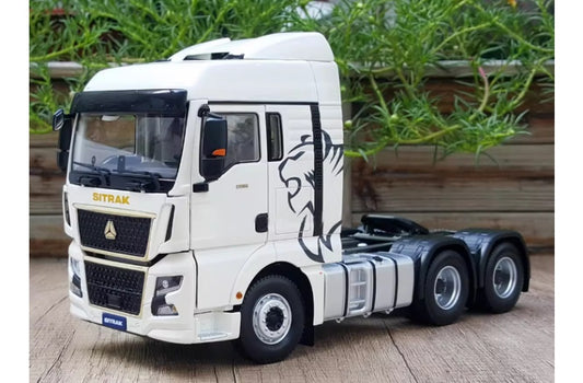Sinotruk Sitrak C9HH tractor overseas version white 1:24 Truck Pre-built Airliner Model Display view1