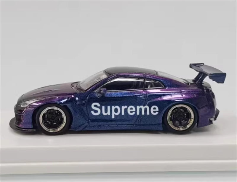DOT Nissan GT-R R35 Pandem Rocket Bunny Magic Colour Purple 1:64 Car Pre-built Model