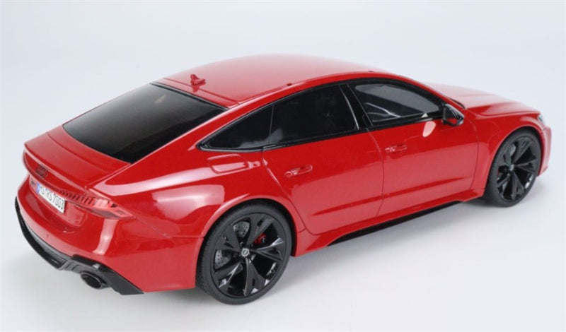 1:18 Audi RS7 Sportback with Luggage  Red GT SPIRIT Limited Edition 504PCS ONLY Resin Model