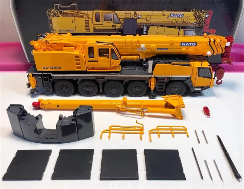 KATO KA-1300R Allterr Crane Original color version 01 1:50 Truck Pre-built Model