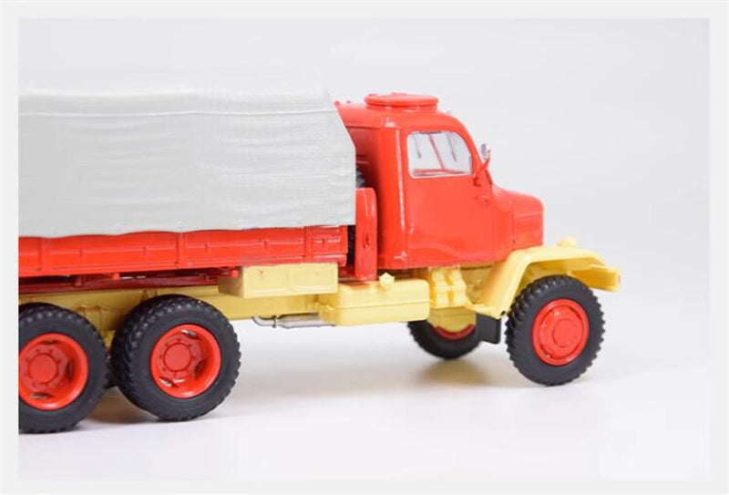 Autohistory Czechoslovakian medium civilian truck PRAGA V3S 1:43 Truck Pre-built Model