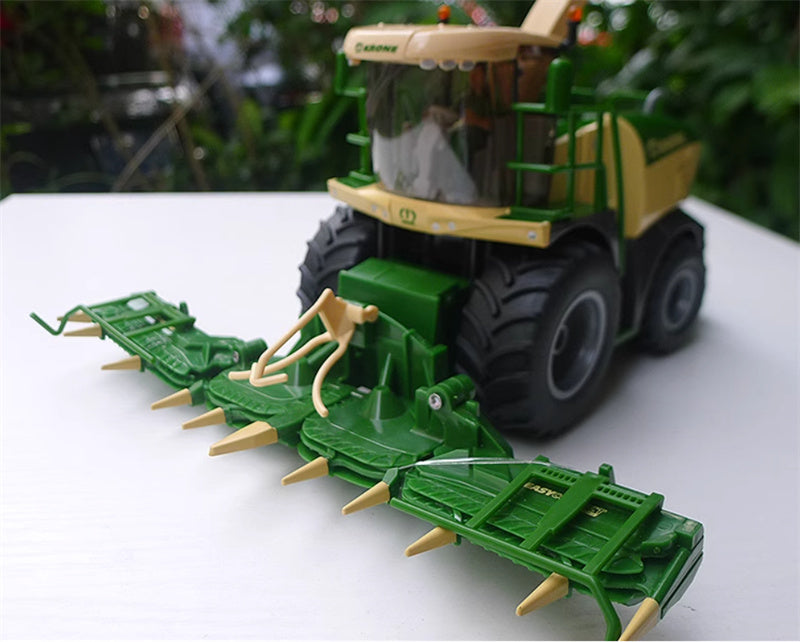 FLOZ Krone Big X 580 Maishacksler Forage Harvester 1:32 Truck Pre-built Model