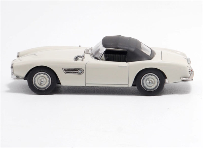 GFCC BMW 507 Roadster Retro Car 1957 Convertible White Limited Edition Soft top 1:64 car Pre-built Model view2