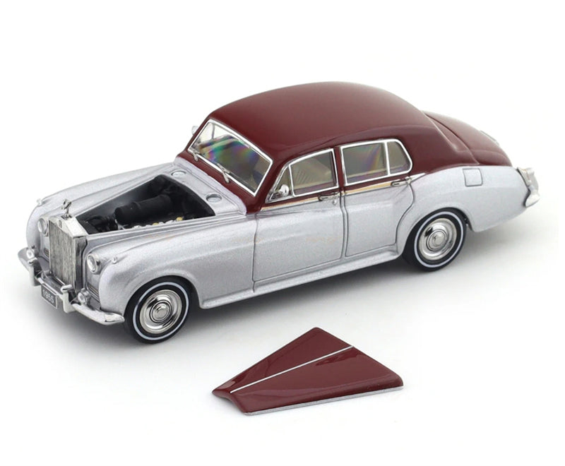 GFCC 1955 Rolls Royce Silver Cloud classic car Red Silver Double LHD 1:64 car Pre-built Model view2