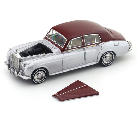 GFCC 1955 Rolls Royce Silver Cloud classic car Red Silver Double LHD 1:64 car Pre-built Model view2