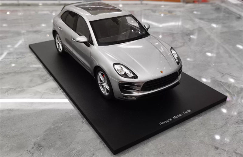 1:18 Porsche Macan Turbo silver Spark Resin Car Model view7