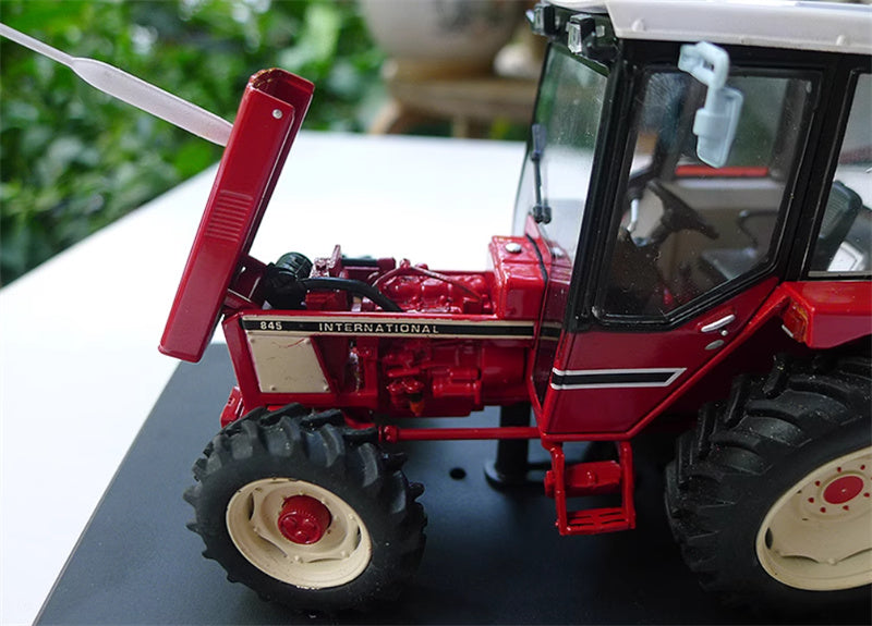 REPLICAGRI CASE IH 845 Agricultural Tractor Red 1:32 Truck Pre-built Model