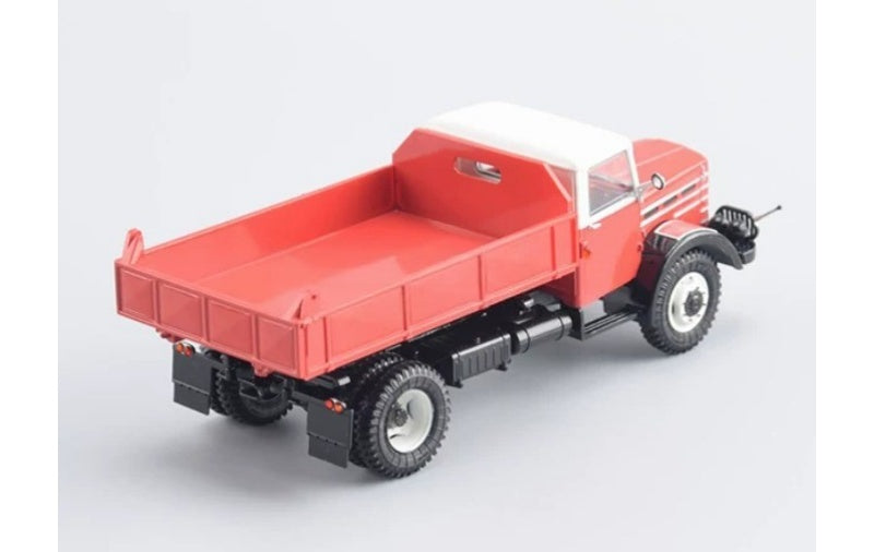 1:43   Csepel D-445 StartScaleModels  Red and white coating ABS Model