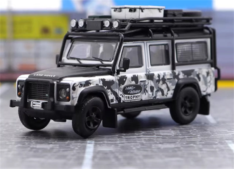 Master Land Rover Defender 110 camouflage with accessories TROPHY 1:64 Car Pre-built Airliner Model Display view3